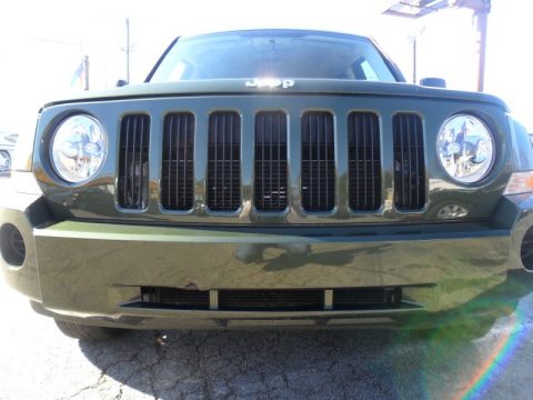 Jeep Green Metallic Jeep Patriot Sport.  Click to enlarge.