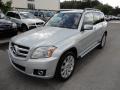 Front 3/4 View of 2010 Mercedes-Benz GLK 350 4Matic #1