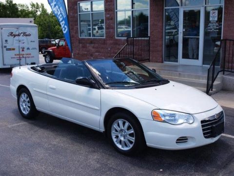 Stone White Chrysler Sebring GTC Convertible.  Click to enlarge.