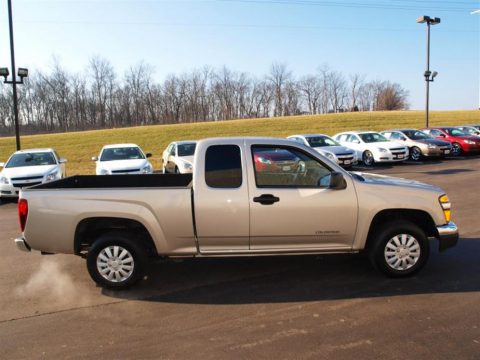 Silver Birch Metallic Chevrolet Colorado Extended Cab.  Click to enlarge.