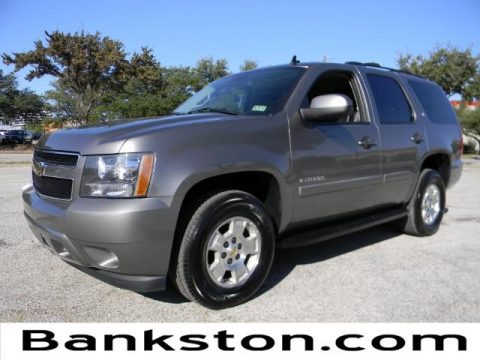 Graystone Metallic Chevrolet Tahoe LT 4x4.  Click to enlarge.
