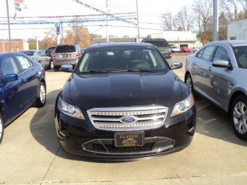 Ebony Black Ford Taurus Limited.  Click to enlarge.