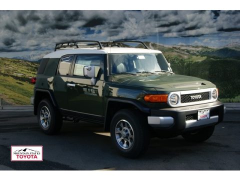 Army Green Toyota FJ Cruiser 4WD.  Click to enlarge.