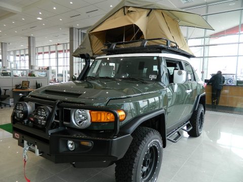 Army Green Toyota FJ Cruiser 4WD.  Click to enlarge.