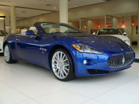 Blu Mediterraneo (Blue Metallic) Maserati GranTurismo Convertible GranCabrio.  Click to enlarge.