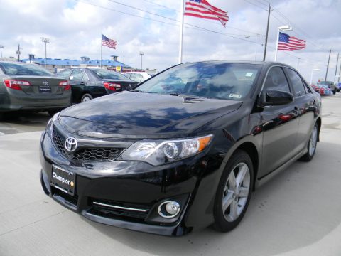 Attitude Black Metallic Toyota Camry SE.  Click to enlarge.