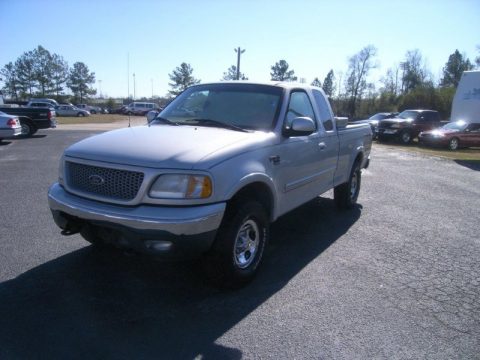 Silver Metallic Ford F150 XLT Extended Cab 4x4.  Click to enlarge.