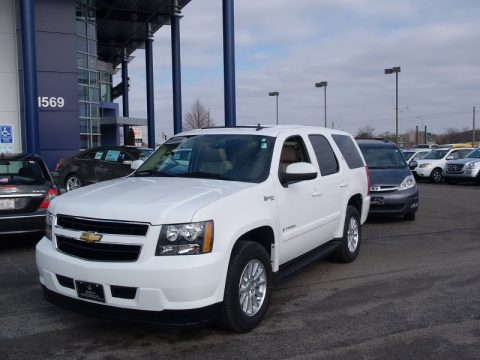 Summit White Chevrolet Tahoe Hybrid 4x4.  Click to enlarge.