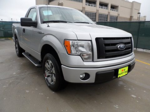 Ingot Silver Metallic Ford F150 STX Regular Cab.  Click to enlarge.