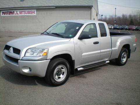 Sierra Silver Metallic Mitsubishi Raider LS Extended Cab.  Click to enlarge.