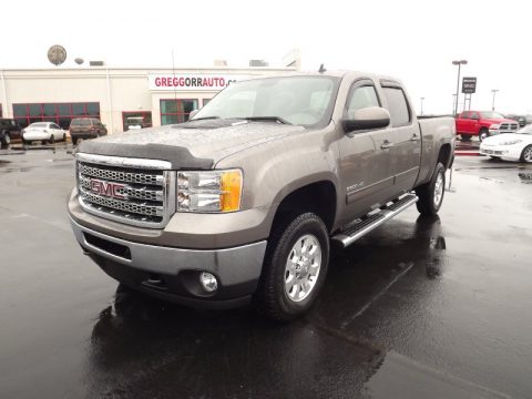 Mocha Steel Metallic GMC Sierra 2500HD SLT Crew Cab 4x4.  Click to enlarge.