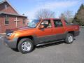 Front 3/4 View of 2004 Chevrolet Avalanche 1500 Z71 4x4 #1