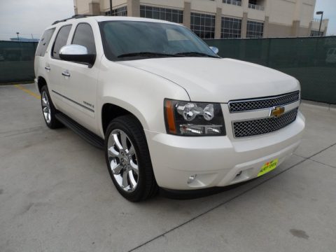 White Diamond Tricoat Chevrolet Tahoe LTZ.  Click to enlarge.