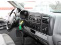 Dashboard of 2005 Ford F250 Super Duty XLT Regular Cab 4x4 #5