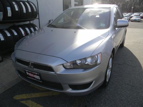 Apex Silver Metallic Mitsubishi Lancer ES Sport. Click to enlarge. Apex Silver Metallic Mitsubishi Lancer ES Sport. Click to enlarge.