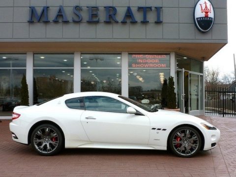 Bianco Eldorado (White) Maserati GranTurismo S.  Click to enlarge.