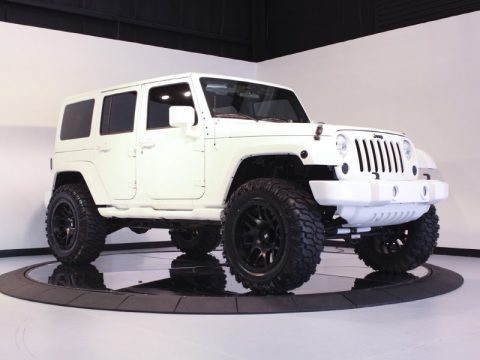 Celebrity on New 2011 Jeep Wrangler Unlimited Sahara 4x4 For Sale   Stock  572045