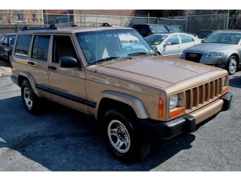 Desert Sand Pearl Jeep Cherokee Sport 4x4.  Click to enlarge.
