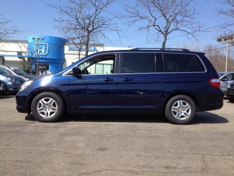 Midnight Blue Pearl Honda Odyssey EX-L.  Click to enlarge.
