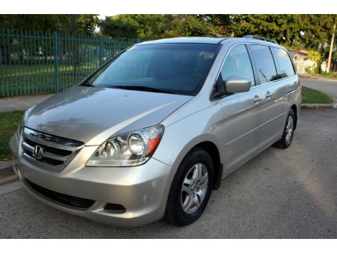 Silver Pearl Metallic Honda Odyssey EX-L.  Click to enlarge.