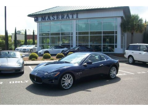 Blu Oceano (Dark Blue) Maserati GranTurismo .  Click to enlarge.