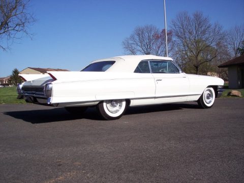 Olympic White Cadillac Eldorado Biarritz Convertible.  Click to enlarge.