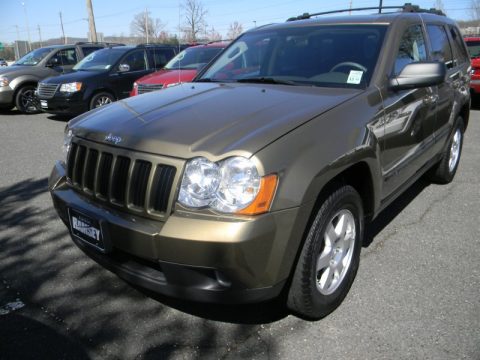 Olive Green Metallic Jeep Grand Cherokee Laredo 4x4.  Click to enlarge.