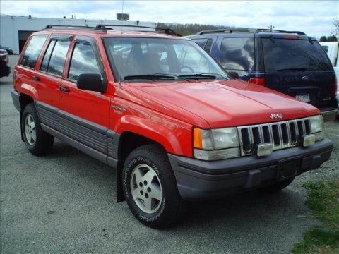 Flame Red Jeep Grand Cherokee Laredo 4x4.  Click to enlarge.