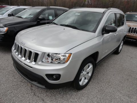 Bright Silver Metallic Jeep Compass Sport. Click to enlarge. Bright Silver Metallic Jeep Compass Sport. Click to enlarge.