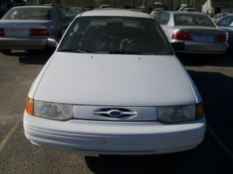 Oxford White Ford Escort LX Sedan.  Click to enlarge.