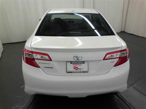 Super White Toyota Camry SE. Click to enlarge. Super White Toyota Camry SE. Click to enlarge.
