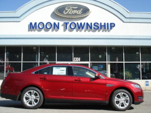 Ruby Red Metallic Ford Taurus SEL.  Click to enlarge.