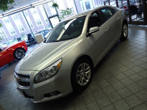 Silver Ice Metallic Chevrolet Malibu ECO.  Click to enlarge.