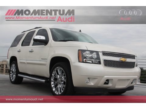 White Diamond Tricoat Chevrolet Tahoe LTZ.  Click to enlarge.