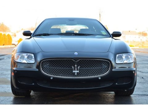 Grigio Alfieri (Dark Silver) Maserati Quattroporte Executive GT.  Click to enlarge.