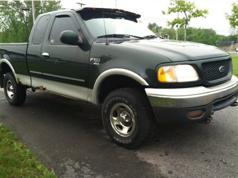 Dark Highland Green Metallic Ford F150 XLT SuperCab 4x4.  Click to enlarge.