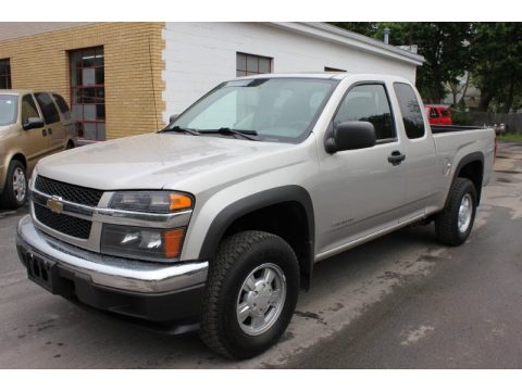 Doeskin Tan Chevrolet Colorado Z71 Extended Cab 4x4.  Click to enlarge.