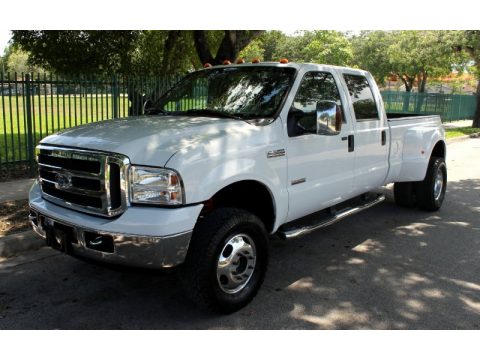 Oxford White Ford F350 Super Duty Lariat Crew Cab 4x4 Dually.  Click to enlarge.