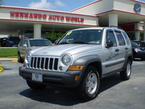 Bright Silver Metallic 2007 Jeep Liberty Sport with Medium Slate Gray 