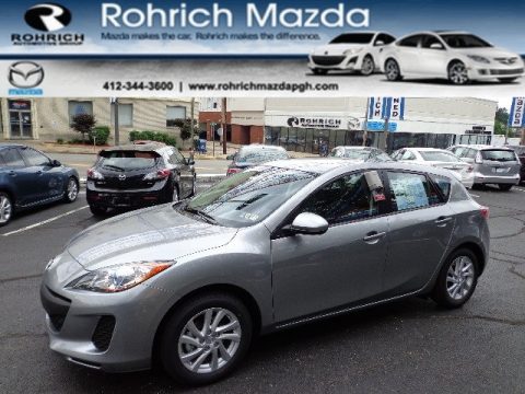 Liquid Silver Metallic Mazda MAZDA3 i Grand Touring 5 Door.  Click to enlarge.