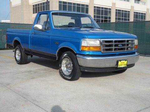 Bright Sapphire Pearl Metallic Ford F150 XL Regular Cab.  Click to enlarge.