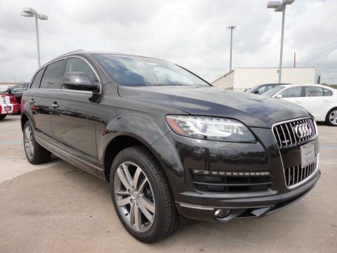 Lava Gray Pearl Effect Audi Q7 3.0 TDI quattro.  Click to enlarge.