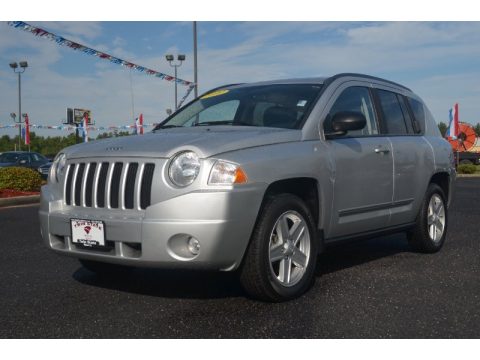 Bright Silver Metallic Jeep Compass Sport.  Click to enlarge.