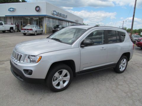 Bright Silver Metallic Jeep Compass Sport 4x4.  Click to enlarge.