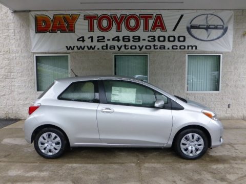 Classic Silver Metallic Toyota Yaris L 3 Door.  Click to enlarge.