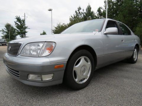 Alpine Silver Metallic Lexus LS 400.  Click to enlarge.