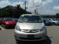 2010 Sienna LE #2