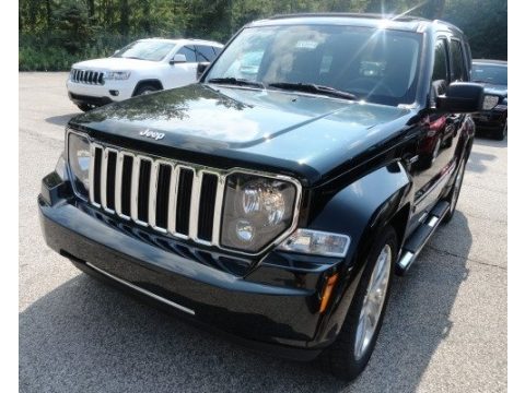 Black Forest Green Pearl Jeep Liberty Jet 4x4.  Click to enlarge.