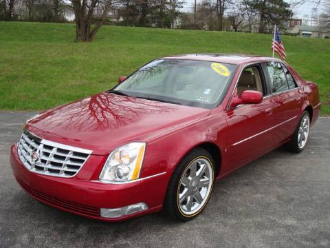 Crimson Pearl Cadillac DTS .  Click to enlarge.