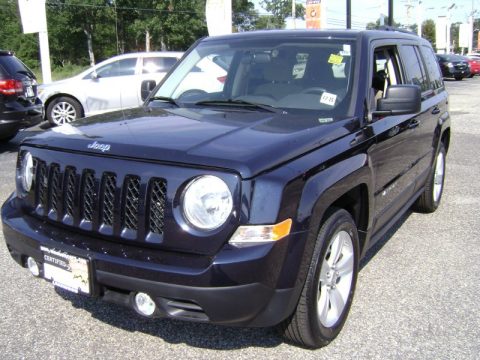 Blackberry Pearl Jeep Patriot Latitude.  Click to enlarge.